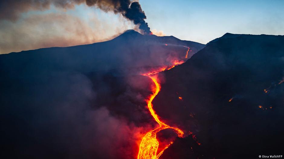 Etna ash keeps Catania airport shut until Friday, disrupting summer travel