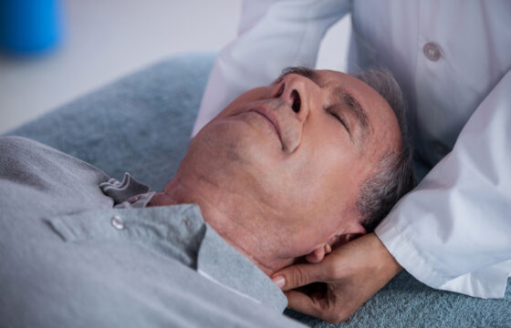 Art therapy, acupuncture improve cancer symptoms, UH study suggests