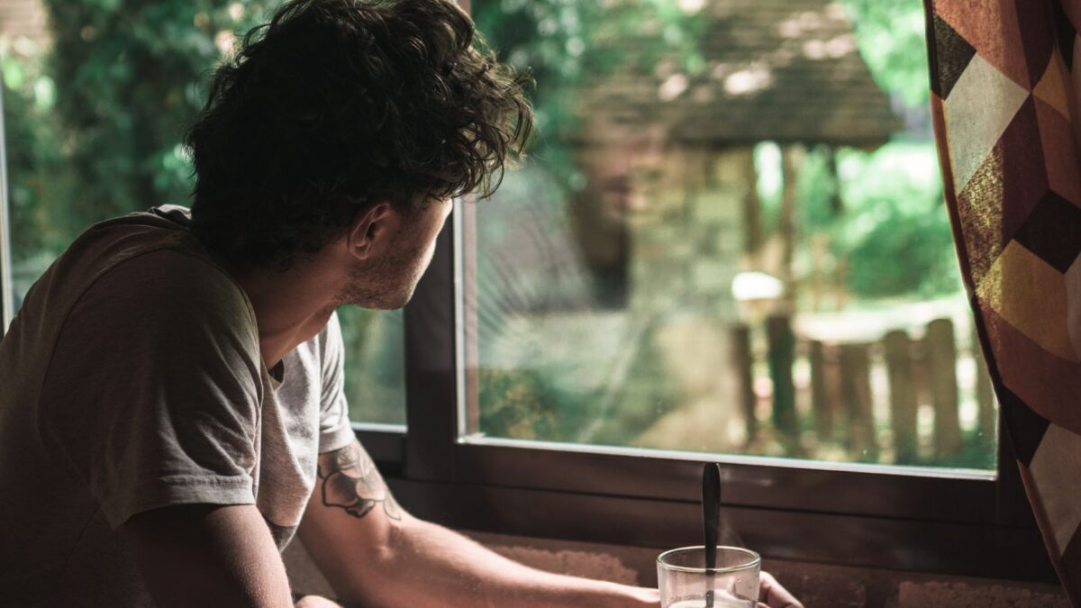 People who drink their coffee in the morning and then stop may be onto something: a 2025 European Heart Journal study found morning coffee drinkers had 31% lower cardiovascular mor