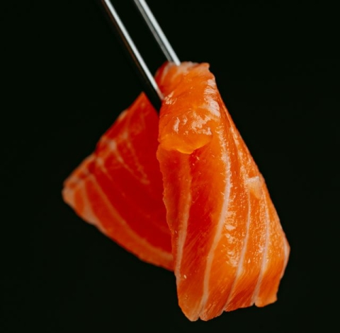 Food fraud costs the UK up to £2 billion a year - News-Medical