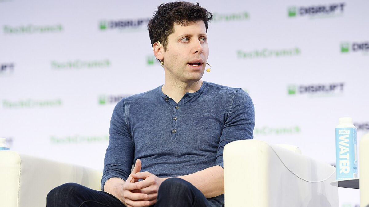 Sam Altman speaking at TechCrunch Disrupt San Francisco